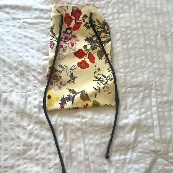 Triangl Floral Swim Drawstring Bag Bundle 2 - Picture 7 of 13